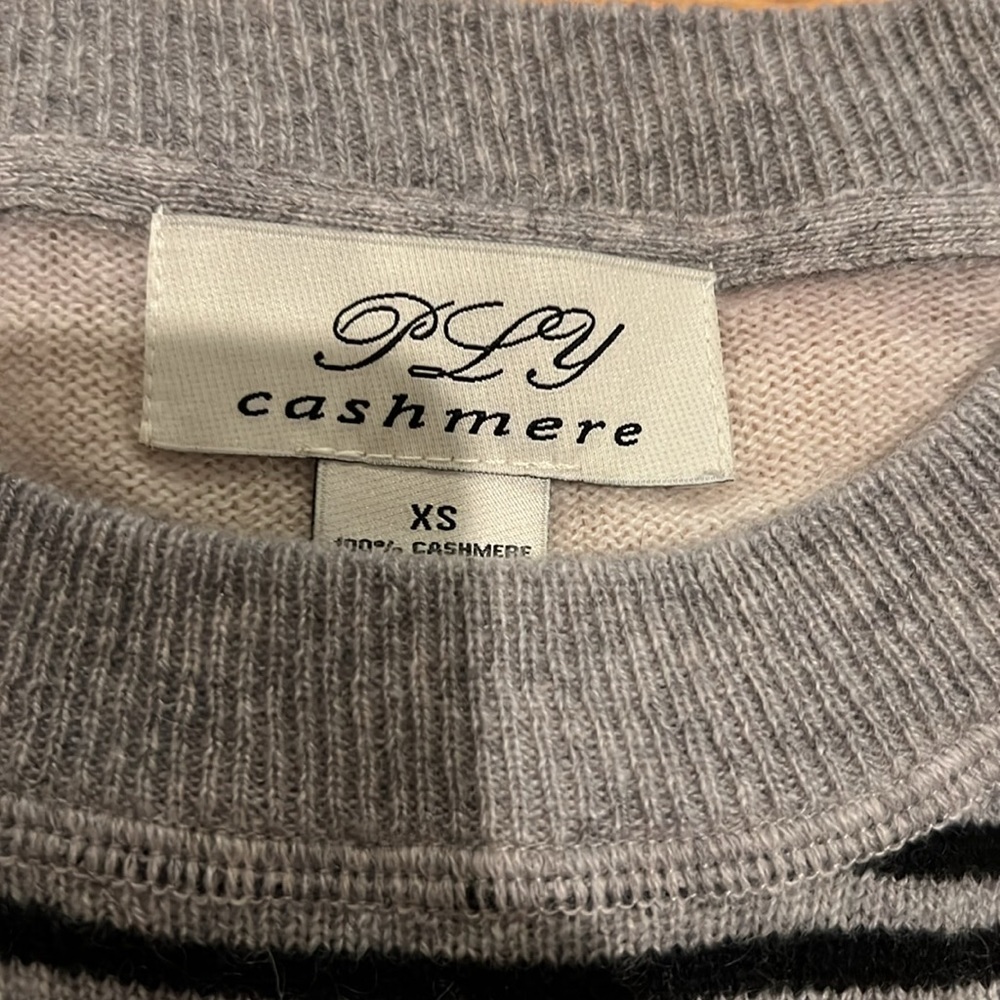 Cashmere Sweater - Picture 2 of 6